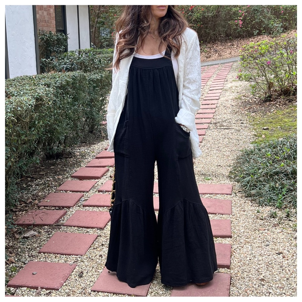 Boho wide leg cotton Gauze Jumpsuit with pockets and adjustable straps